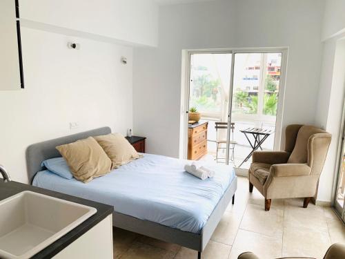 Posedenie v ubytovaní Begonia City Center Apartment 230 BY NAMASTE ELITE