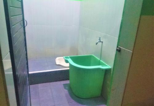 Koupelna v ubytování Hotel Bukit Panembahan