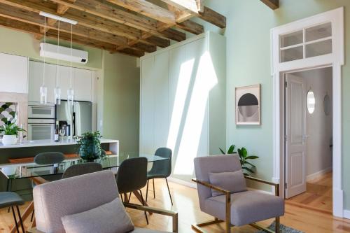 Lisbon Panoramic View -3Bedrs+3Baths+ Balconies+AC