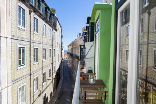Lisbon Panoramic View -3Bedrs+3Baths+ Balconies+AC