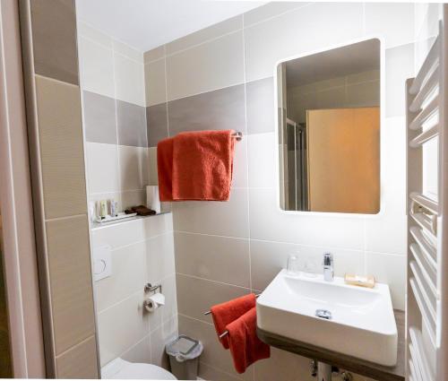 Un baño de Hotel à l'Oriel