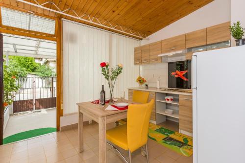 Comfortable modern studio with shaded patio