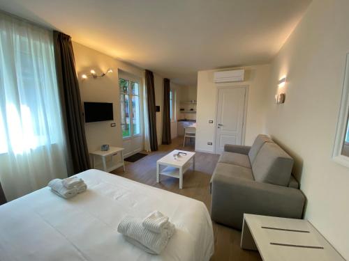 Gallery image of Garden Lodge in Stresa