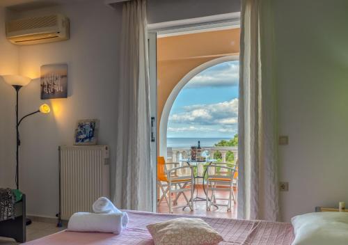 Gallery image of Boutique Seafront Suites in Zakynthos