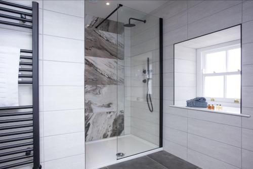 Ένα μπάνιο στο Provident, Maritime Suites, Brixham
