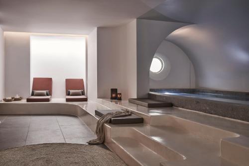 Orama Hotel & Spa photo 3