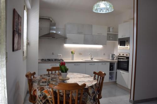 Kuchyň nebo kuchyňský kout v ubytování Casa Riviera