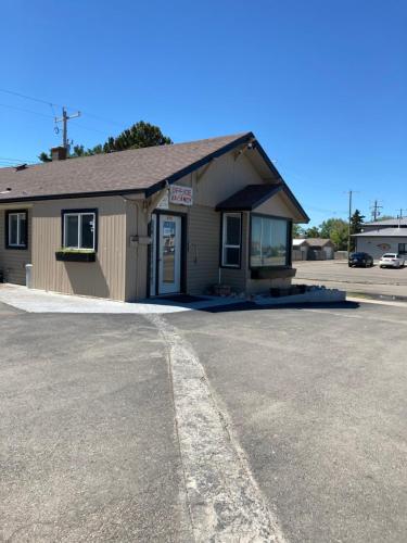 Gallery image of Taber Motel in Taber