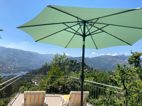 Casa de Casarelhos - Lareira - Andar da Moradia com terraço - Vistas rio - "Gerês"