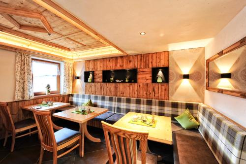Posezení v ubytování Hotel Garni Stefanie