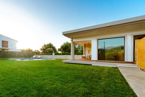 Chania Oasis with heated pool