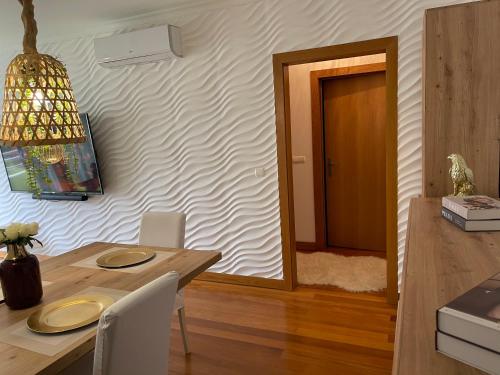 Ajuda Paradise apartment with pool and private parking