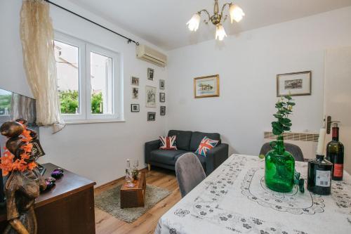 Apartman Bagattino-Trogir near Old Town