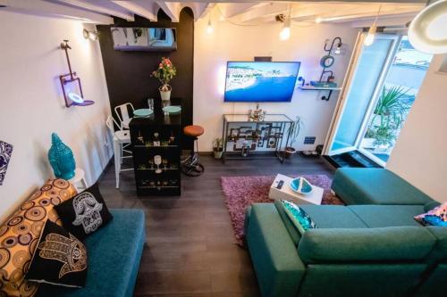 The Spot - Rooftop in the city centre + Parking