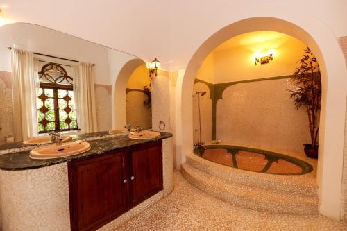 ห้องน้ำของ Marbella Guest House