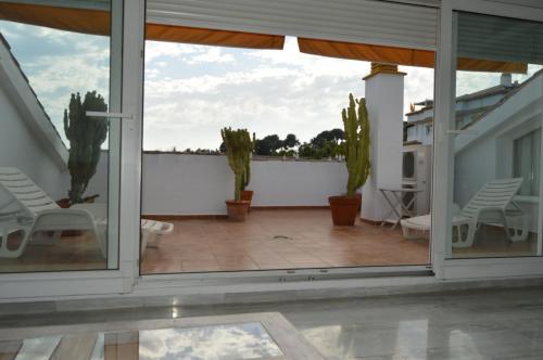 Apartment DUPLEX ÁTICO HACIENDA NAGUELES MARBELLA MILLA DE ...