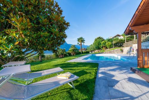 Πισίνα στο ή κοντά στο Garni Hotel Ritterhof