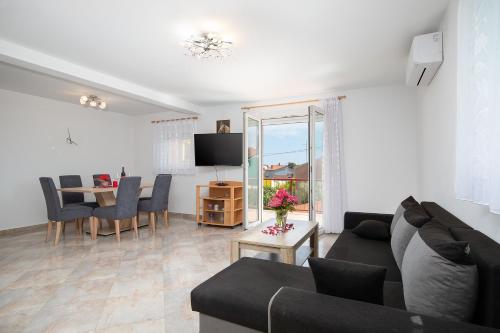 Apartmani Dujmović