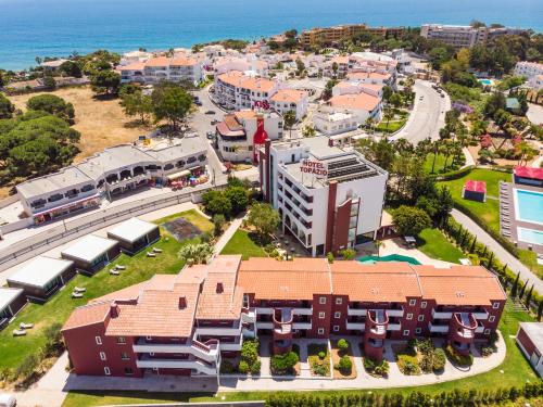 Afbeelding uit fotogalerij van Topazio Vibe Beach Hotel & Apartments - Adults Friendly in Albufeira