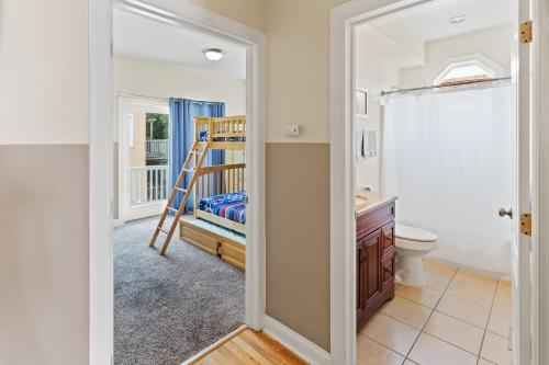 a bathroom with a bunk bed and a toilet at ❤️ The Top End Townhomes with Stunning Views On One-Of-A-Kind Rooftop Deck! WOW! in Atlantic City