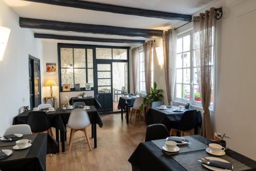 Afbeelding uit fotogalerij van Best Western Le Comtadin in Carpentras