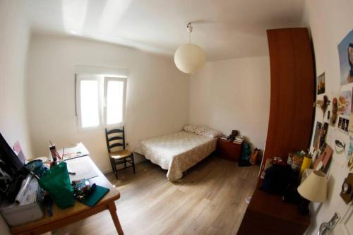 Posteľ alebo postele v izbe v ubytovaní APARTEMENTO MODERNA CERCA PLAYA Y CENTRO PARA FAMILIA POBLA 10