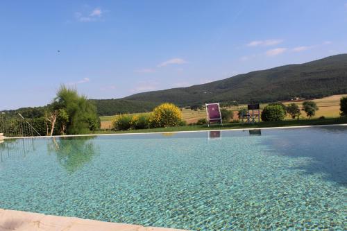 Bazén v ubytování IL COLOMBAIO WINERY & Rooms nebo v jeho okolí