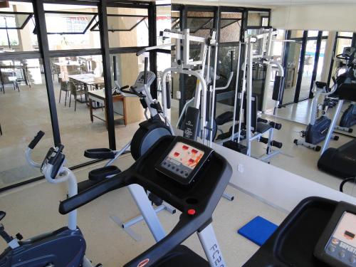 
The fitness center and/or fitness facilities at Hotel Praia Centro
