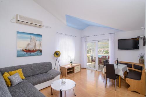Apartments Kasalo