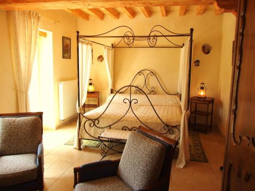 Photo de la galerie de l'établissement Chambres d'Hôtes Les Châtelains, à Ennordres