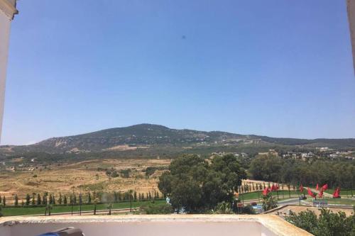 Gambar di galeri bagi Bel appartement avec vue sur mer à Marina Smir di Marina Smir