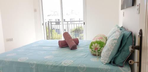 Katil atau katil-katil dalam bilik di Athena and The Owl Beachside Apt