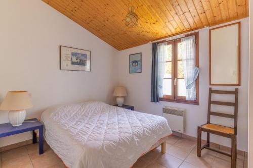 Cama o camas de una habitación en Maison tout confort en front de plage a Noirmoutier en l ile