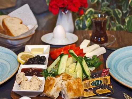 Jídlo v hotelu nebo okolí