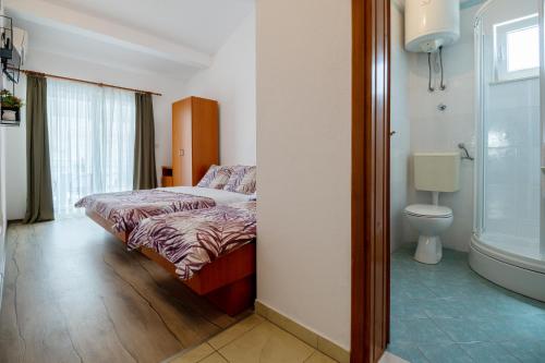 Koupelna v ubytování Apartments Njavro Neum