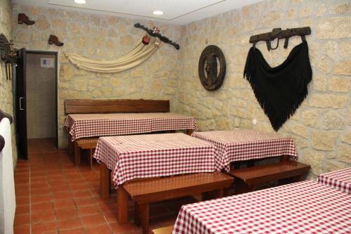Ένα ή περισσότερα κρεβάτια σε δωμάτιο στο Venceslau Wine Boutique Hostel
