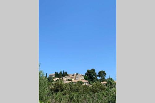 Φωτογραφία από το άλμπουμ του Studio lumineux à proximité de domaines viticoles σε Cairanne