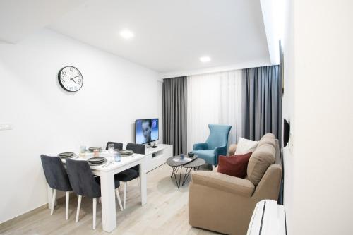 Μια τηλεόραση ή/και κέντρο ψυχαγωγίας στο Apartmani Centar