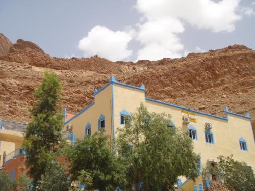 ティンジルにあるMaison d'Hôtes le Ciel Bleuのギャラリーの写真