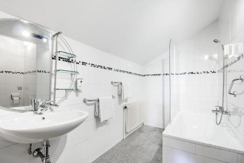 Koupelna v ubytování Hotel Hoffinger