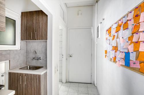 Studio in The Heart of Acropolis