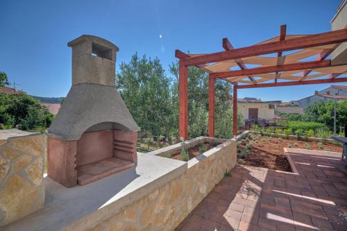 Anovi Holiday Homes by Litto - 5 Min Walk to Beach