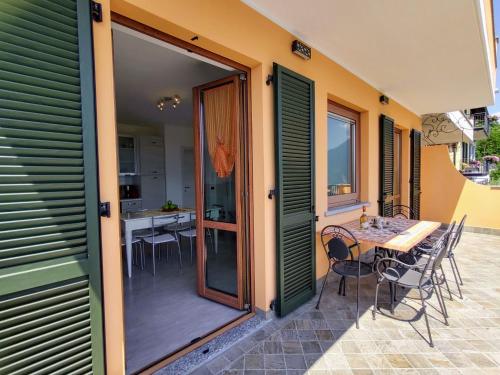 Μπαλκόνι ή βεράντα στο Apartment -1 by Interhome