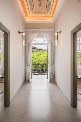 Taman di luar Plaza 1866 Superior City Rooms