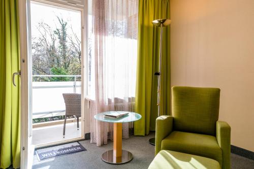 Schlosspark Hotel Image