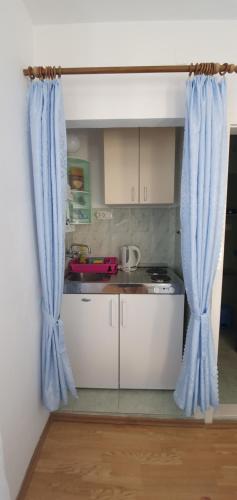 Apartments Jurić - 1 A studio apartment with a view