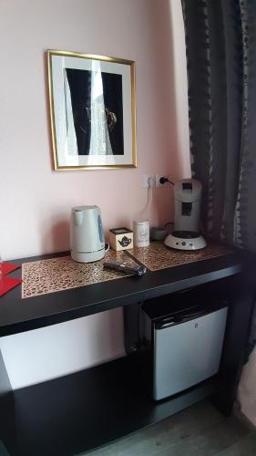 Příslušenství pro přípravu čaje a kávy v ubytování Room De Lux SPA " TABARKA "