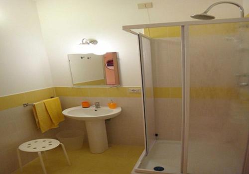 Et badeværelse på Affittacamere Villa Drusilla
