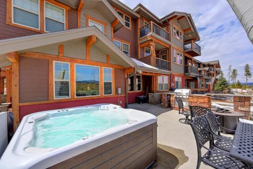 Cozens Pointe I-101 condo – Photos 2