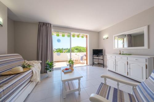 Photo de la galerie de l'établissement Apartamentos Estival Park, à La Pineda